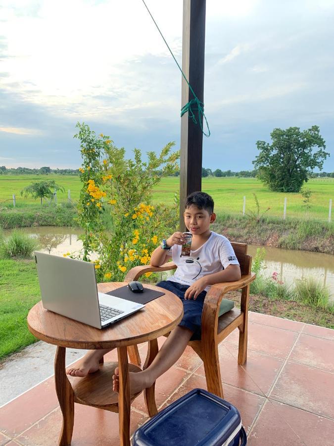 Rang Robin Farmstay With Swimming Pool Ban Wang Muang Kültér fotó