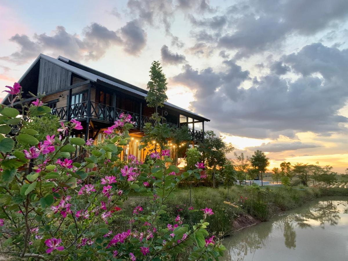 Rang Robin Farmstay With Swimming Pool Ban Wang Muang Kültér fotó